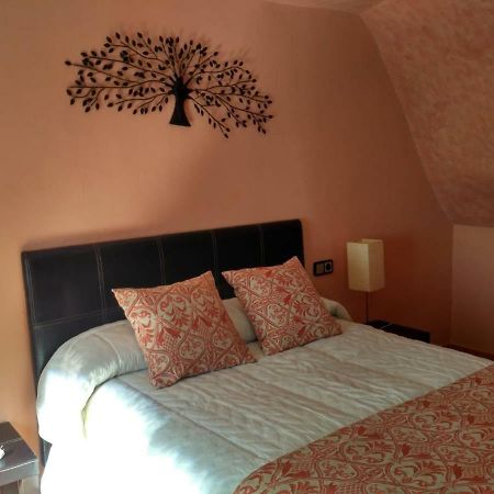 Casa Rural Cuevas Del Sol Setenil De Las Bodegas Luaran gambar