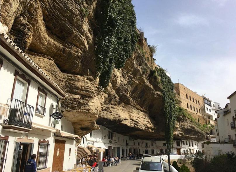 Casa Rural Cuevas Del Sol Setenil De Las Bodegas Luaran gambar
