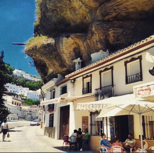 Casa Rural Cuevas Del Sol Setenil De Las Bodegas Luaran gambar