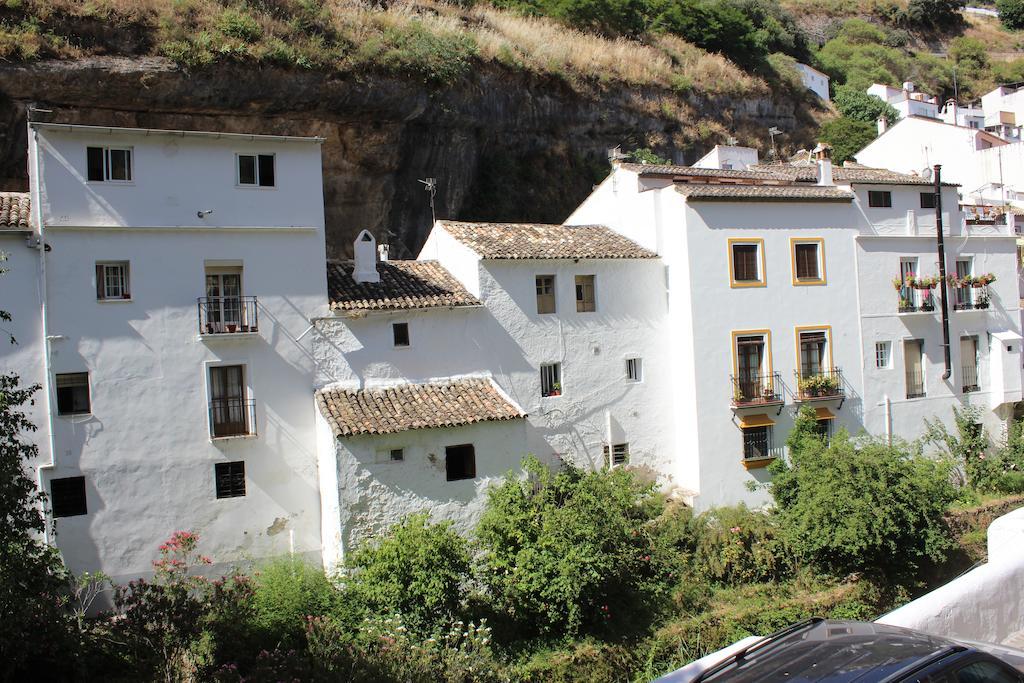 Casa Rural Cuevas Del Sol Setenil De Las Bodegas Luaran gambar