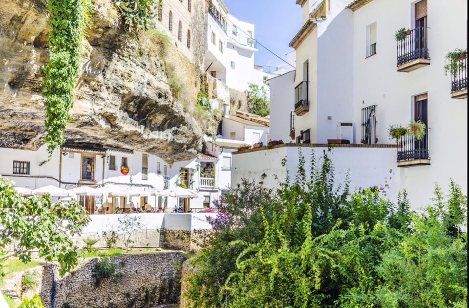 Casa Rural Cuevas Del Sol Setenil De Las Bodegas Luaran gambar