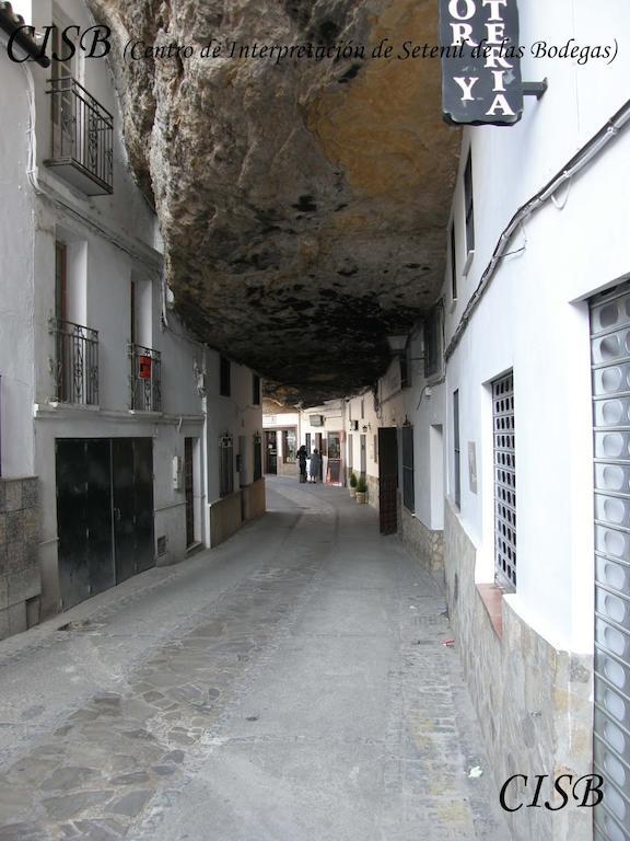 Casa Rural Cuevas Del Sol Setenil De Las Bodegas Luaran gambar